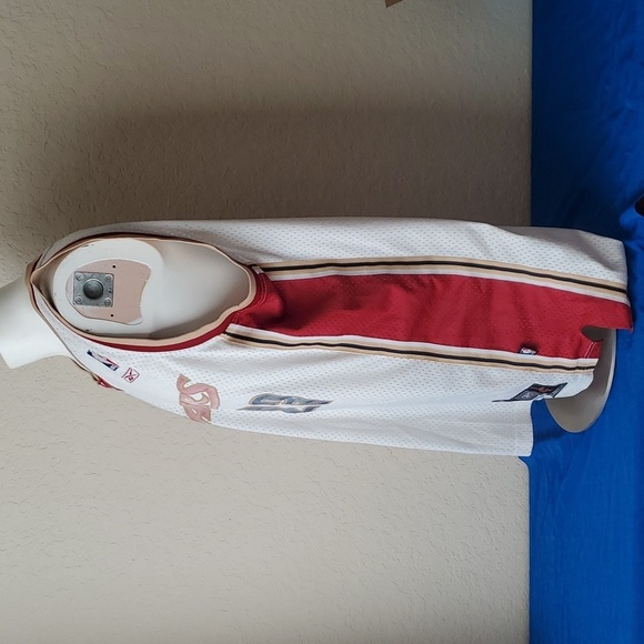 NBA Cleveland Cavaliers Cavs Reebok Player Issue jersey #23 Lebron James… - Picture 6 of 16